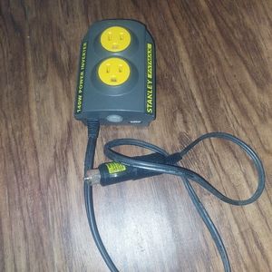 STANLEY FATMAX PC1140 140W Power Inverter